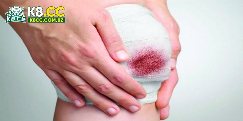 Mộng về trường hợp chân bị chảy máu liên tục